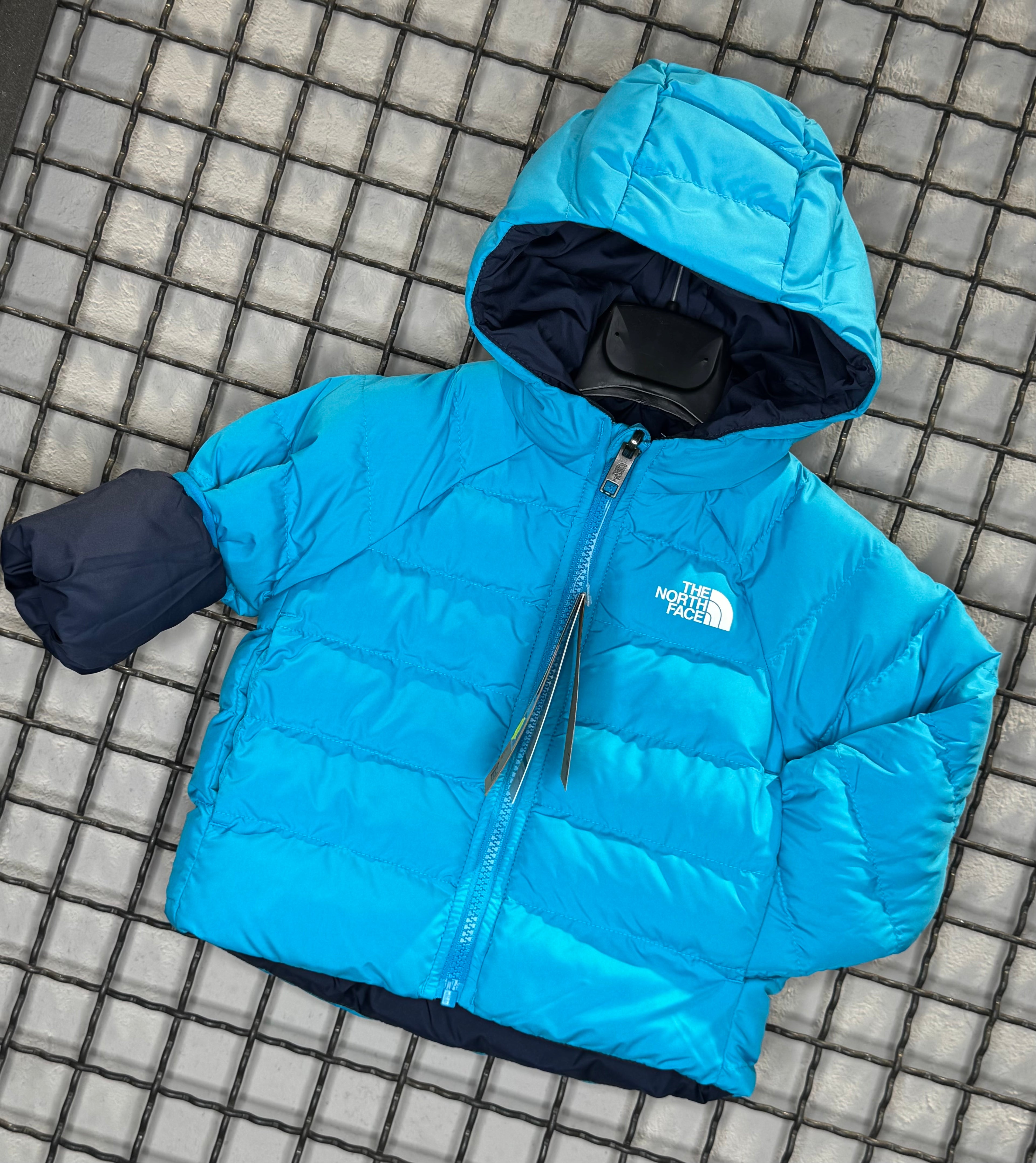 Perrito the north face baby