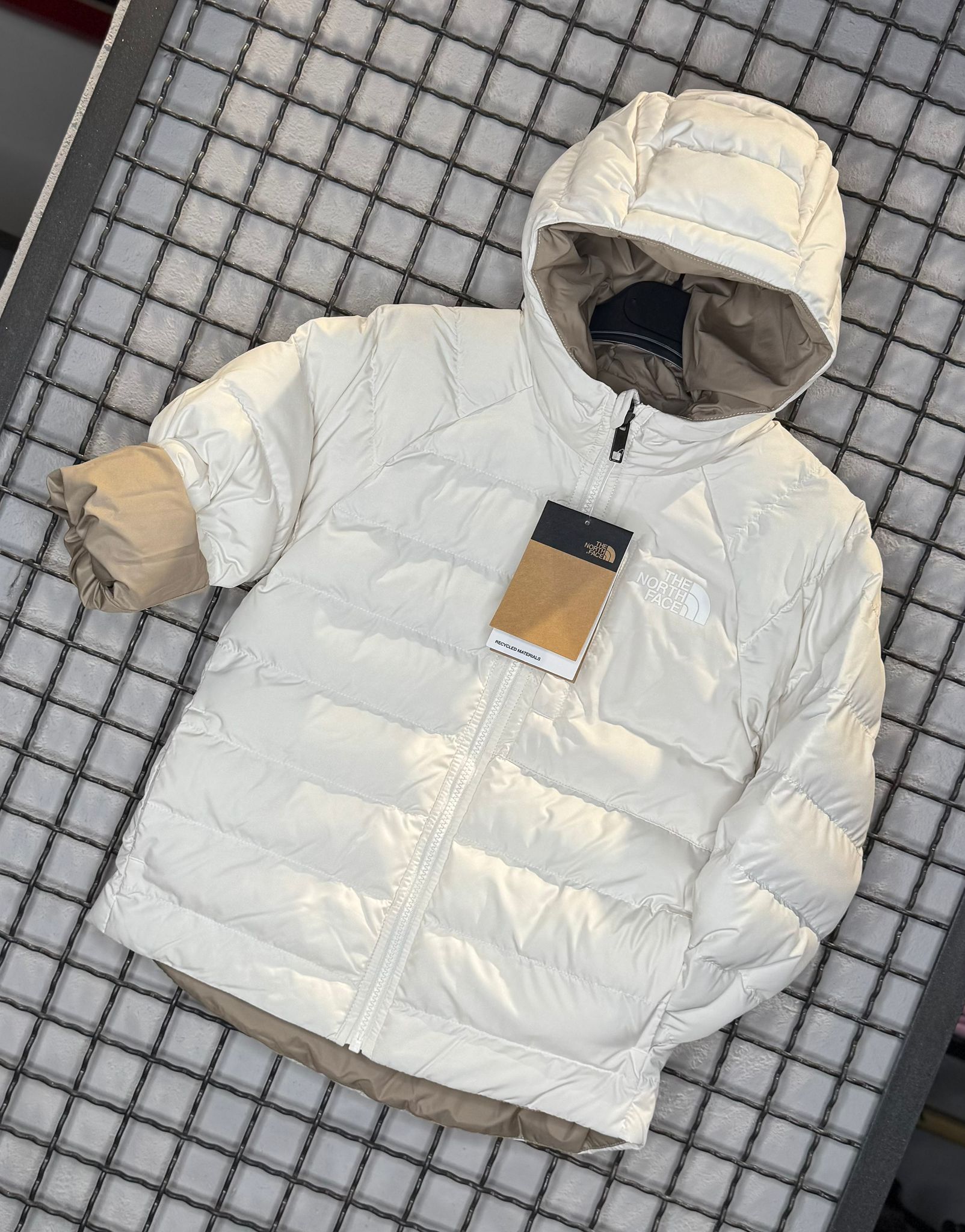 Perrito the north face