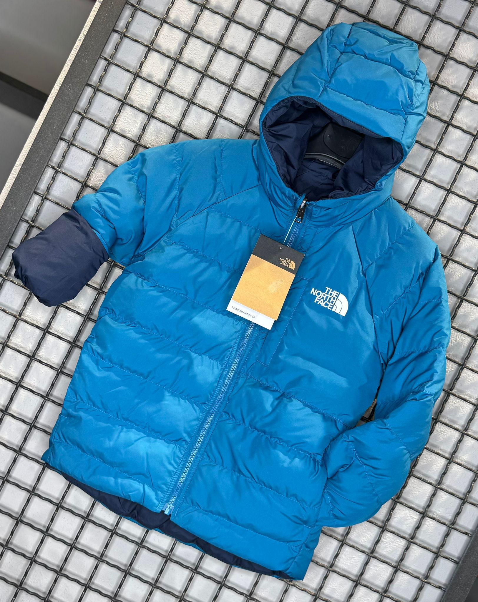 Perrito the north face